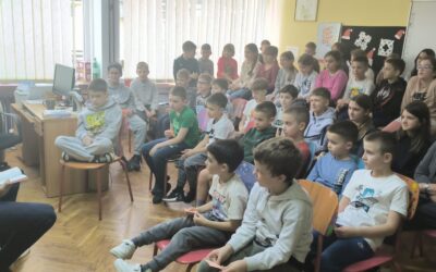 Čitanje kao trening za mozak! Borna Barišić čitao učenicima u školskoj knjižnici