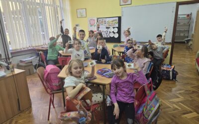 Dobrodošli u svijet knjiga: Prvašići postali članovi knjižnice