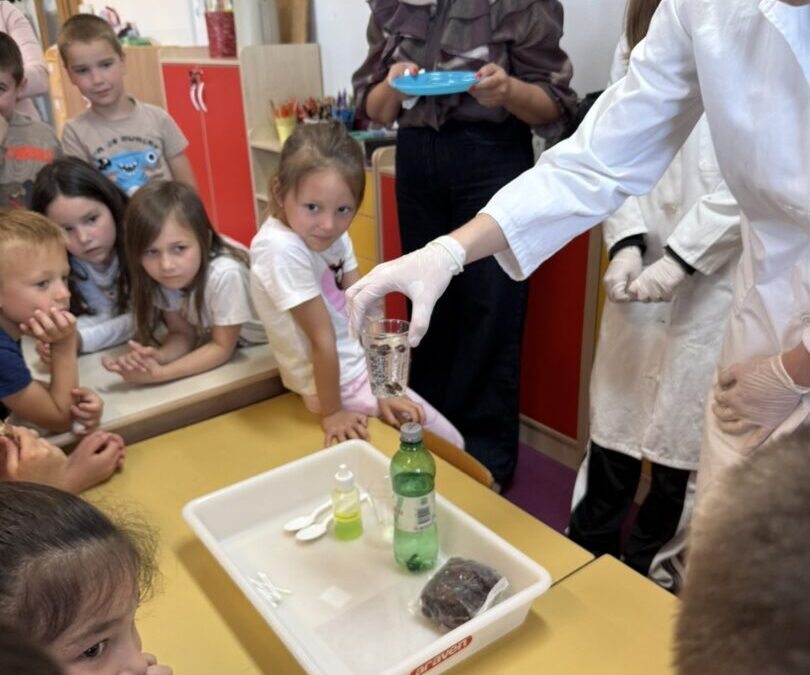 Pametni laboratorij u akciji: Mjerimo pH uz pomoć tehnologije!